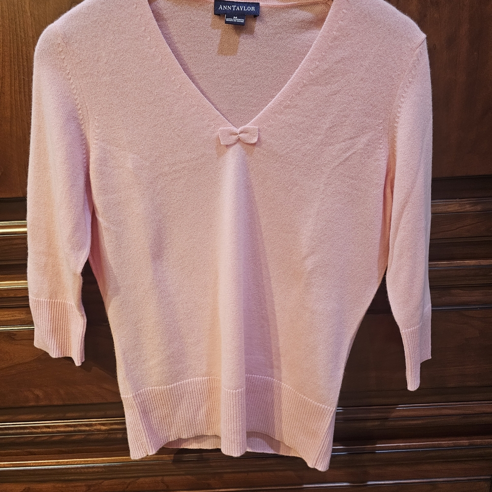 Ann Taylor Blush V-Neck Sweater with Bow Detail